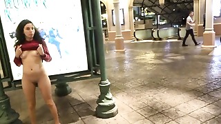 Masturbating Right Next to the active Las Vegas Blvd