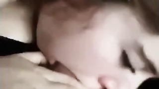 Elle veut boire du sperme - AJOUTEZ Malila8x sur SNAPCHAT