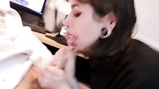 Jeune duo libertin veut se lancer dans le pornography amateur