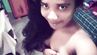 Sl schoolgirl shows her body